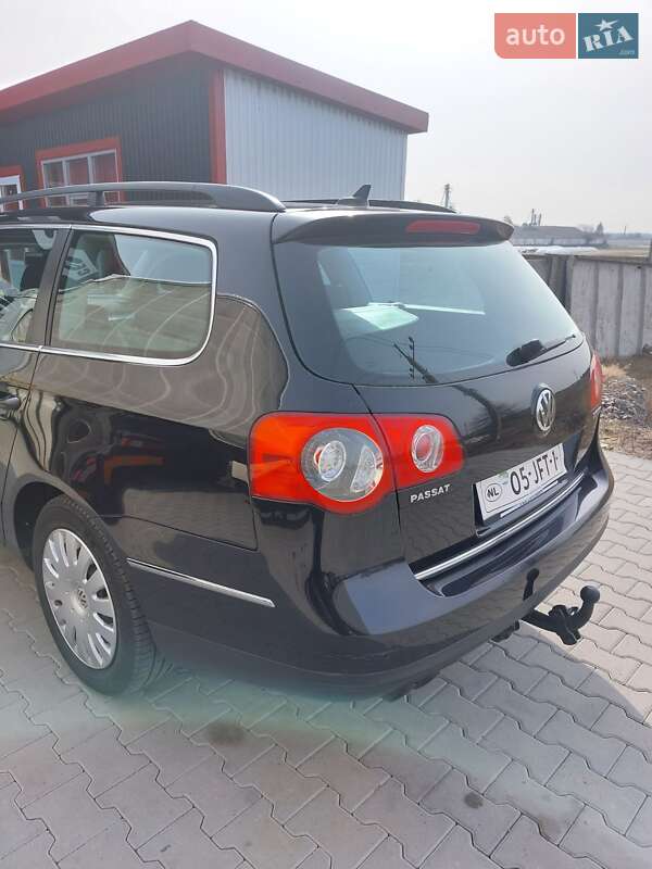 Универсал Volkswagen Passat 2009 в Сарнах