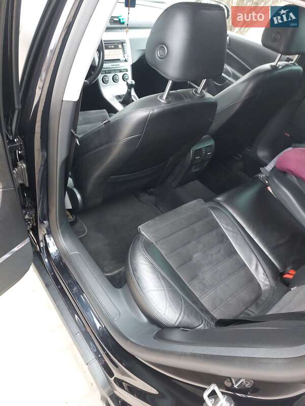 Универсал Volkswagen Passat 2008 в Ужгороде