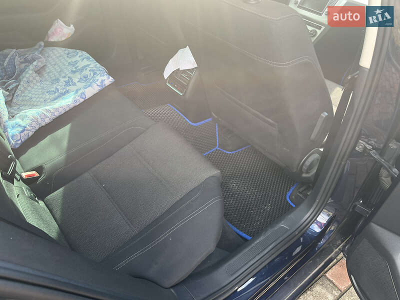 Універсал Volkswagen Passat 2017 в Ужгороді