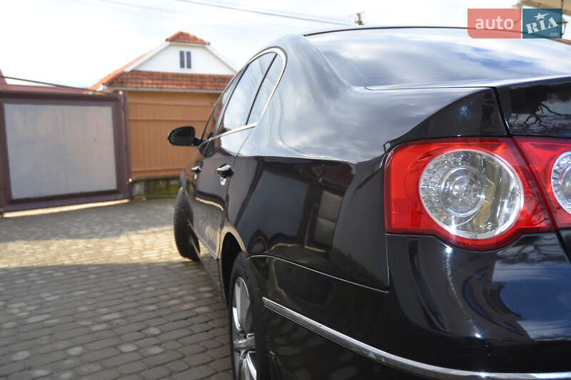 Седан Volkswagen Passat 2006 в Коломые