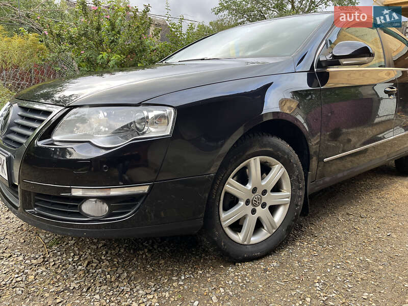 Седан Volkswagen Passat 2006 в Богородчанах