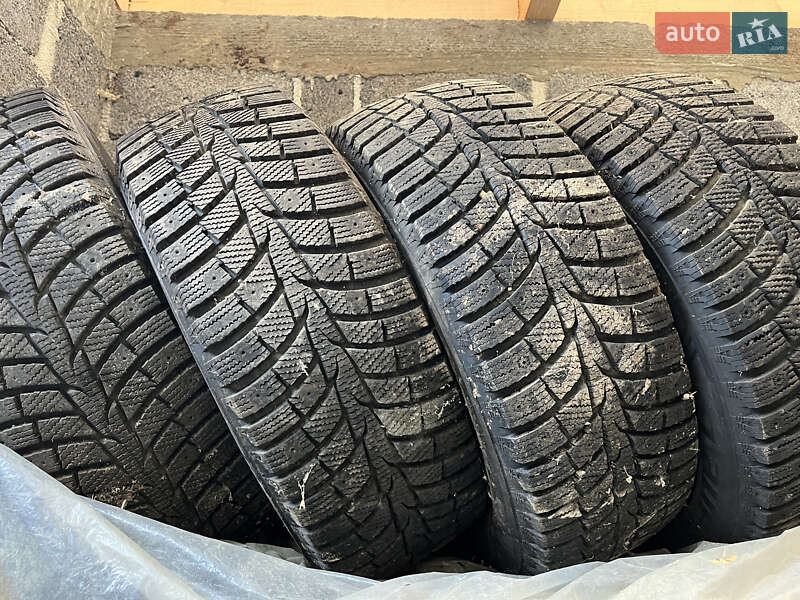 Седан Volkswagen Passat 2006 в Богородчанах