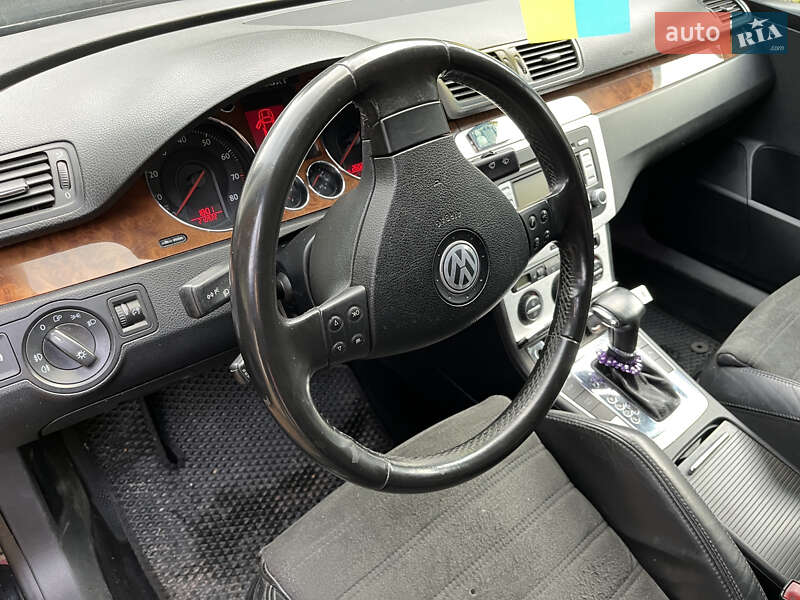 Седан Volkswagen Passat 2006 в Богородчанах
