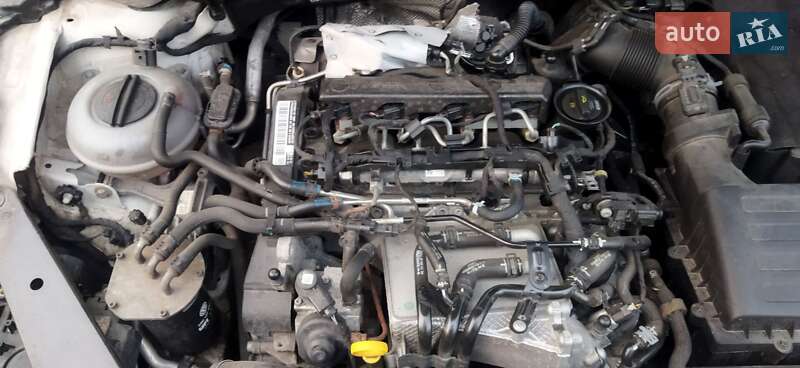 Універсал Volkswagen Passat 2016 в Корсунь-Шевченківському