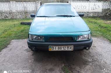 Седан Volkswagen Passat 1991 в Глобиному