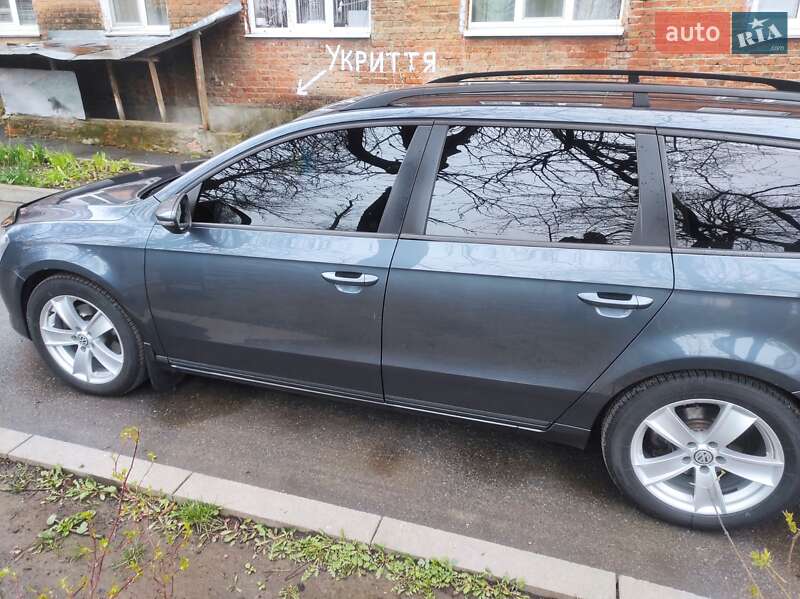 Универсал Volkswagen Passat 2011 в Хмельницком