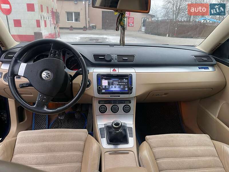 Універсал Volkswagen Passat 2006 в Сокалі