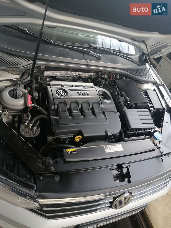 Универсал Volkswagen Passat 2016 в Кривом Роге