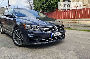 Седан Volkswagen Passat 2016 в 