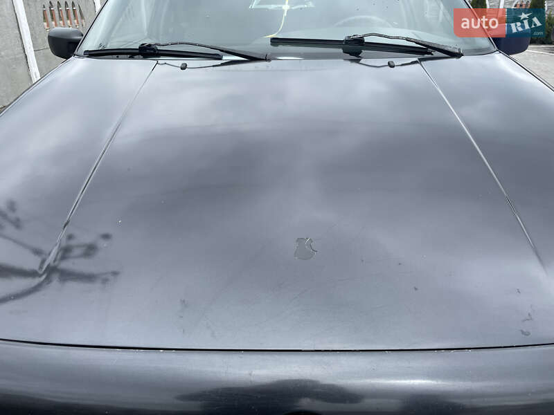 Универсал Volkswagen Passat 1990 в Олевске