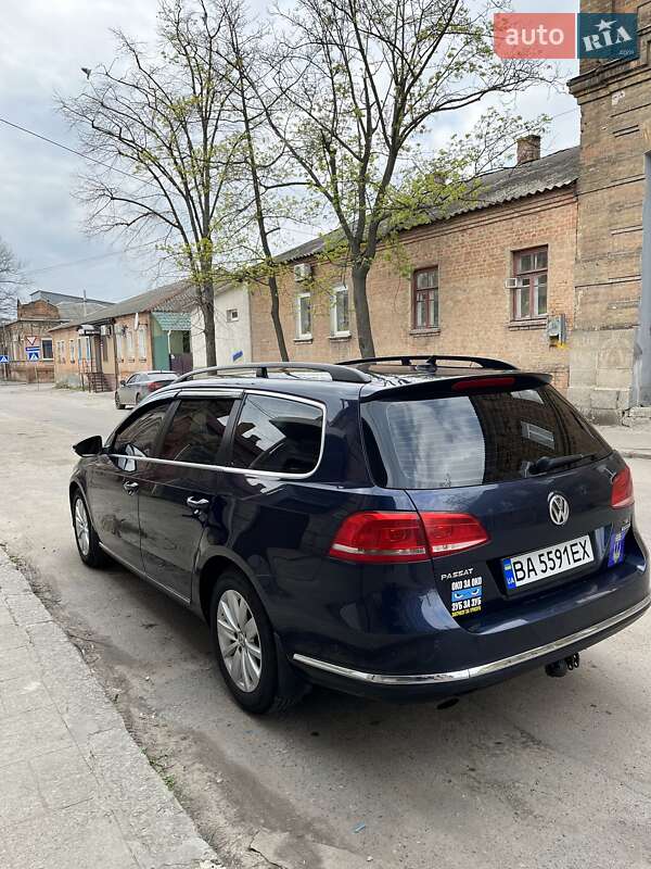 Универсал Volkswagen Passat 2011 в Кропивницком