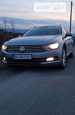 Универсал Volkswagen Passat 2017 в Дрогобыче