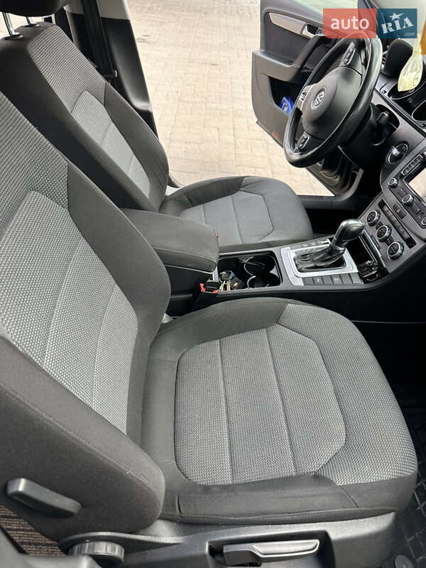 Универсал Volkswagen Passat 2013 в Перечине