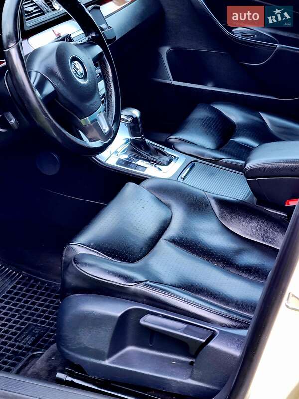 Універсал Volkswagen Passat 2010 в Косові