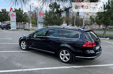 Универсал Volkswagen Passat 2013 в 