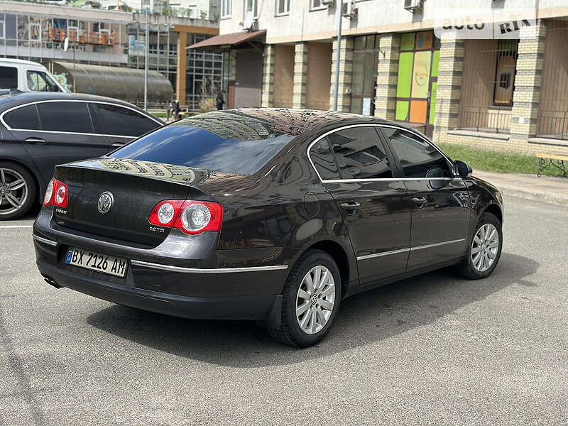 Седан Volkswagen Passat 2008 в Києві