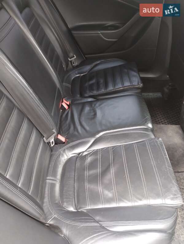 Универсал Volkswagen Passat 2009 в Полтаве