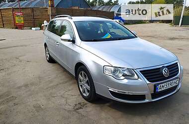 Универсал Volkswagen Passat 2008 в Житомире