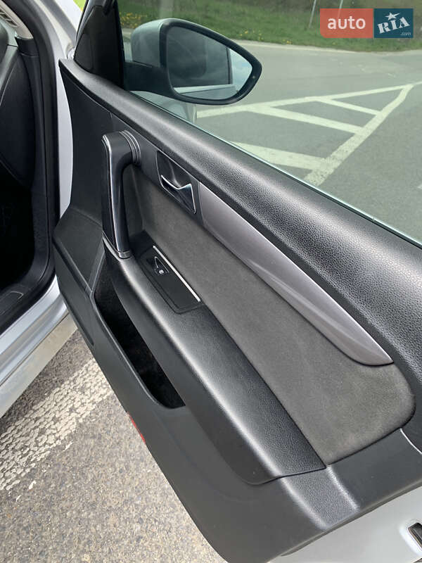 Универсал Volkswagen Passat 2011 в Хмельницком