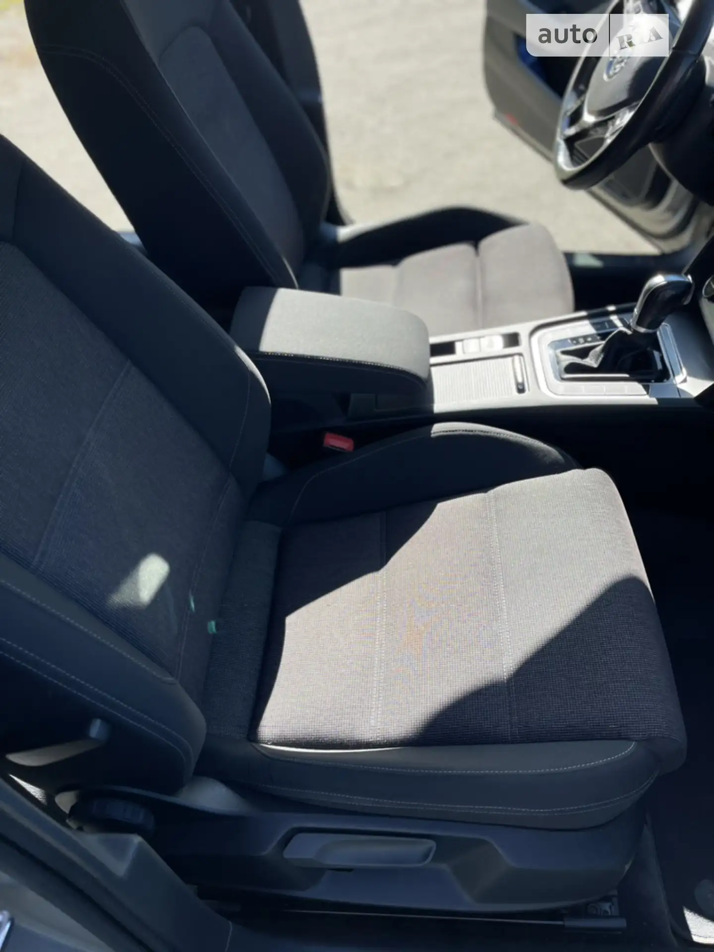 2015 Volkswagen Passat - мініатюра 43