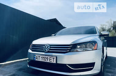 Седан Volkswagen Passat 2013 в Івано-Франківську