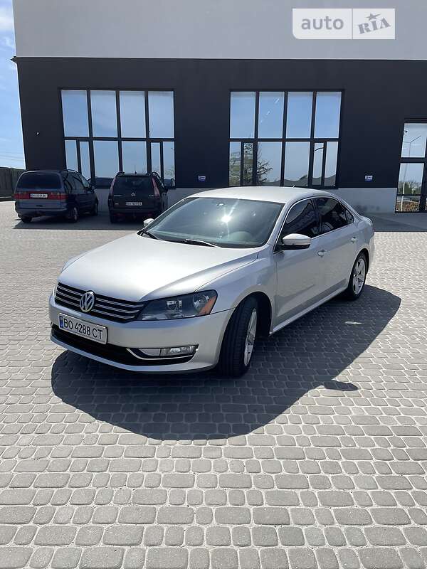 Седан Volkswagen Passat 2015 в Тернополі