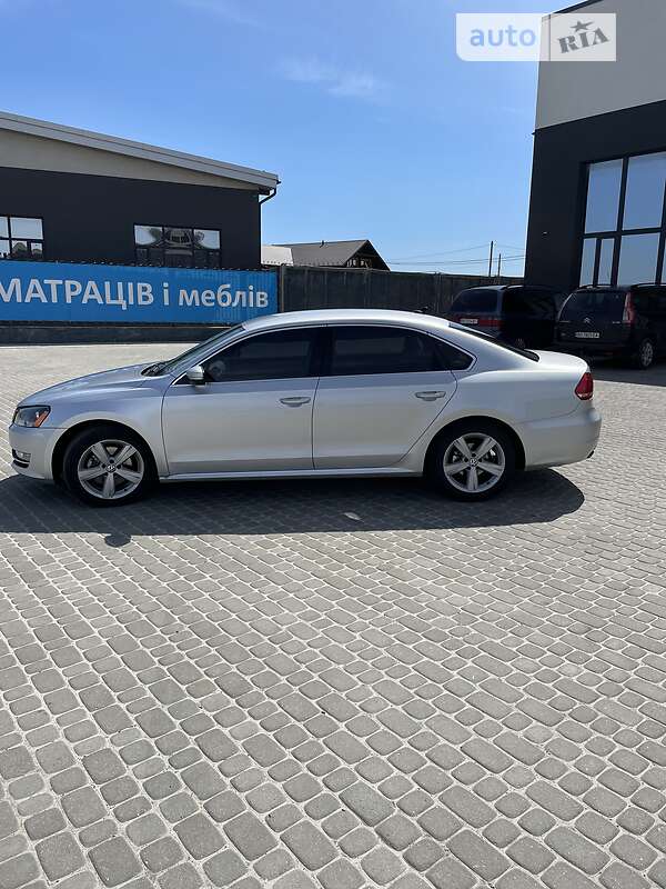 Седан Volkswagen Passat 2015 в Тернополі