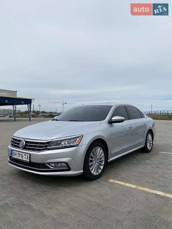 Седан Volkswagen Passat 2016 в Одесі