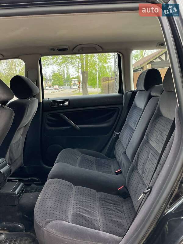 Универсал Volkswagen Passat 1999 в Киеве
