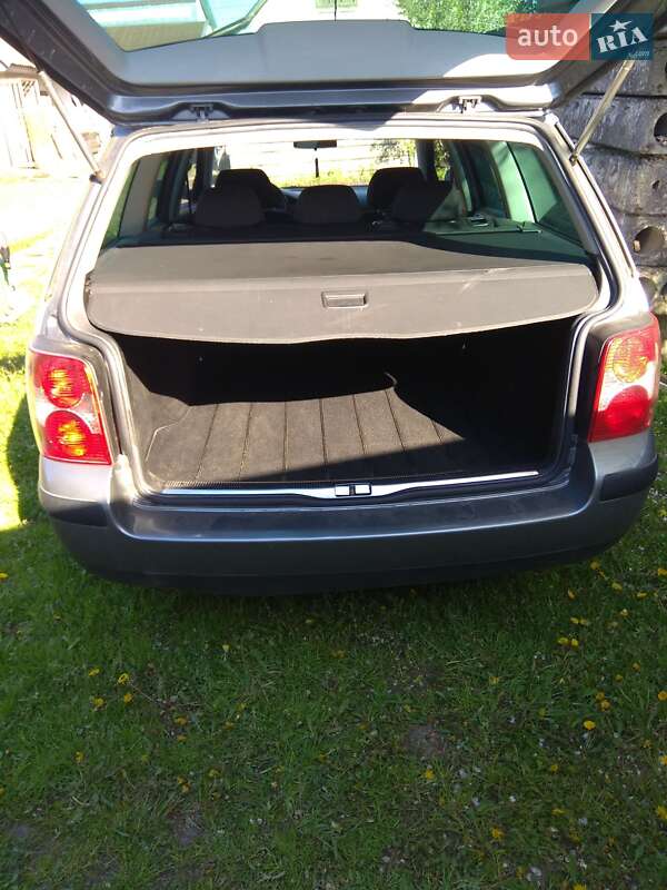 Універсал Volkswagen Passat 2003 в Києві