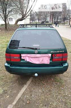 Универсал Volkswagen Passat 1996 в Стрые