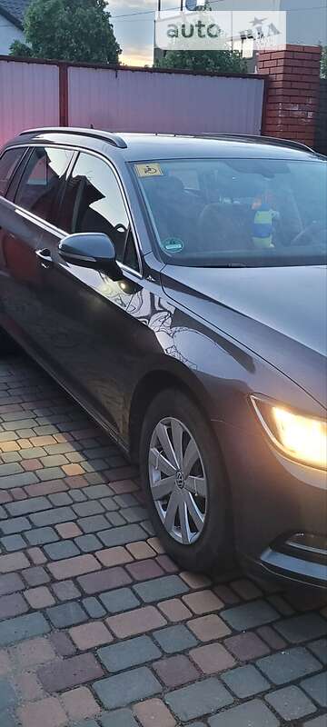 Універсал Volkswagen Passat 2016 в Миколаєві