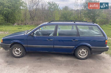 Универсал Volkswagen Passat 1989 в Корце