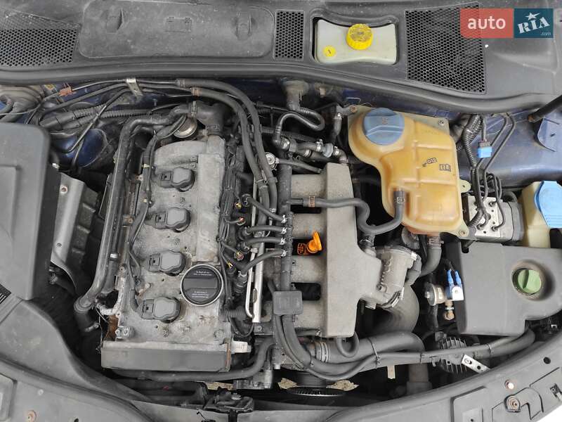 Седан Volkswagen Passat 2001 в Киеве