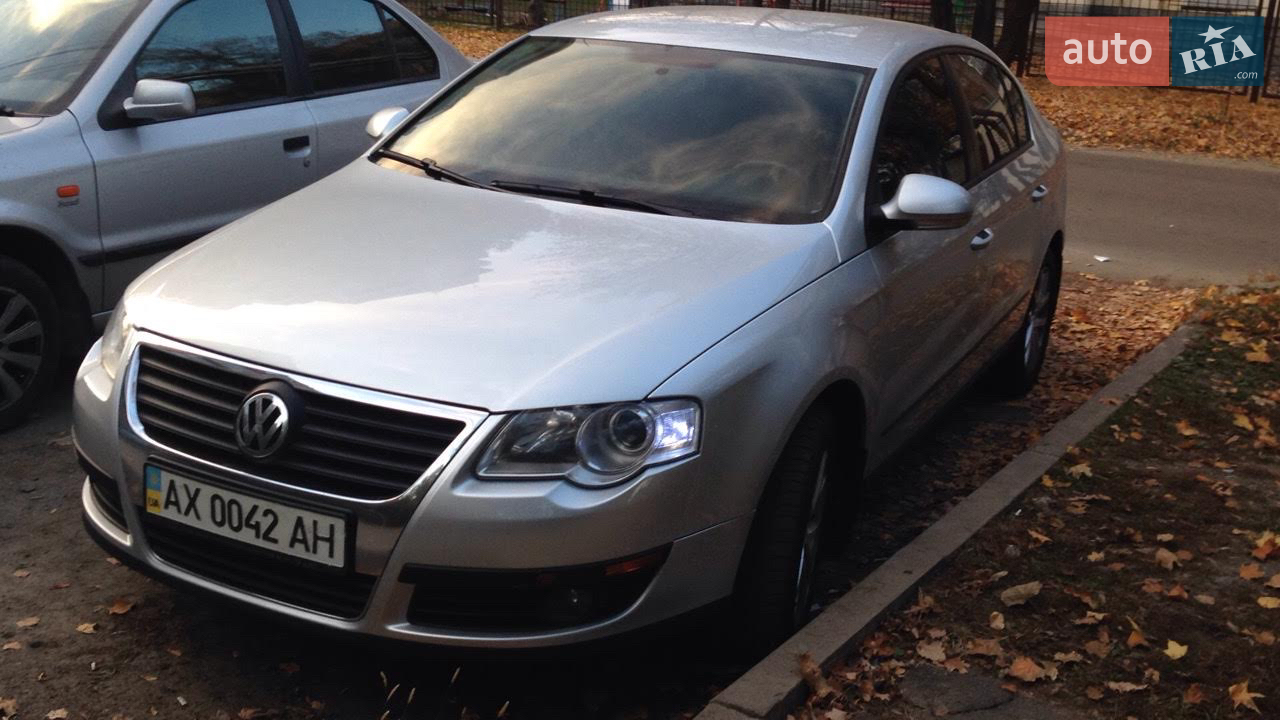 2010 Volkswagen Passat - мініатюра 12