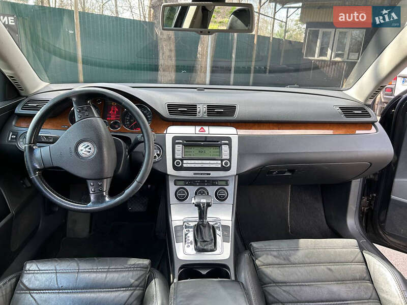 Седан Volkswagen Passat 2008 в Киеве