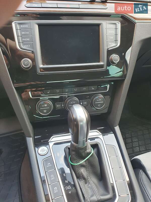 Седан Volkswagen Passat 2015 в Кропивницком фото 9 Седан Volkswagen Passat 2015 в Кропивницком