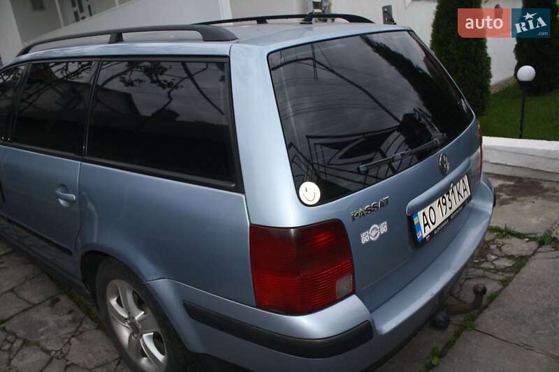Универсал Volkswagen Passat 1998 в Виноградове