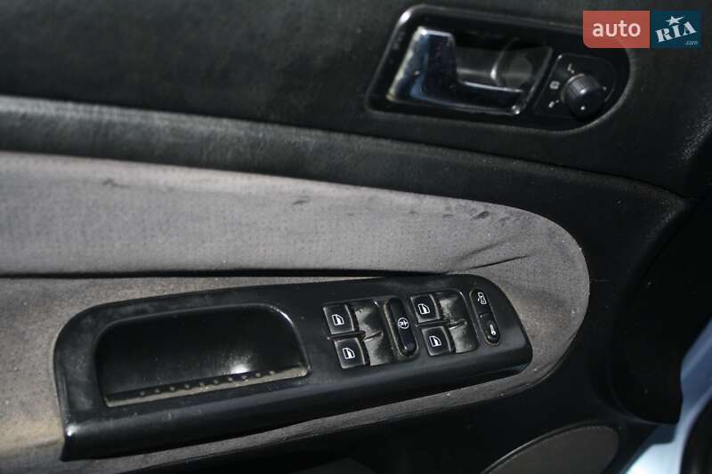 Универсал Volkswagen Passat 1998 в Виноградове