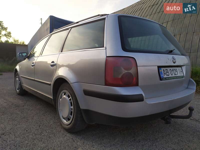 Универсал Volkswagen Passat 2000 в Ладыжине