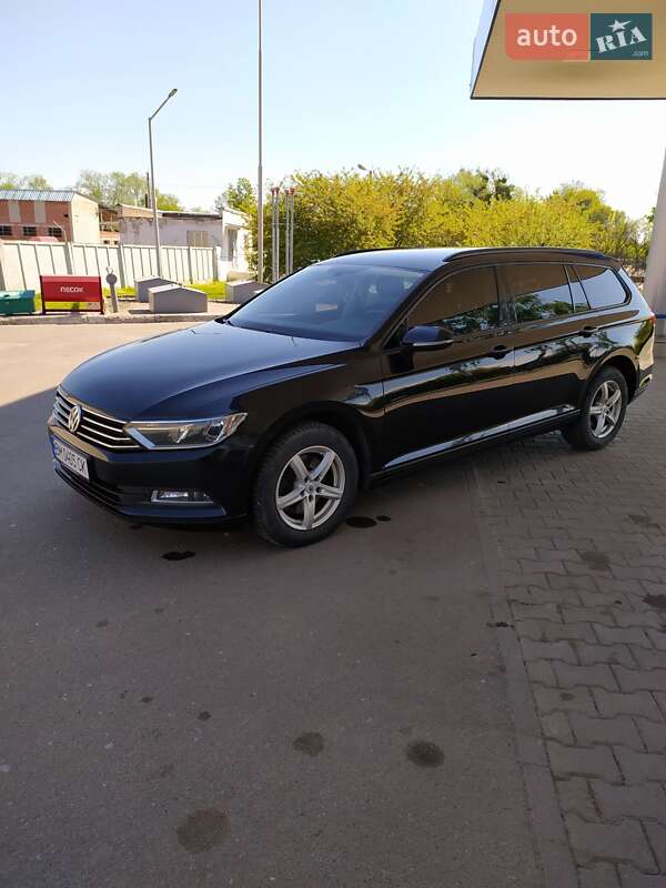 Универсал Volkswagen Passat 2015 в Ахтырке