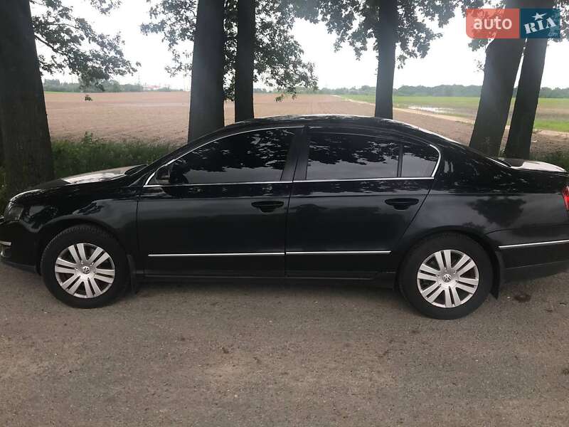 Седан Volkswagen Passat 2008 в Светловодске