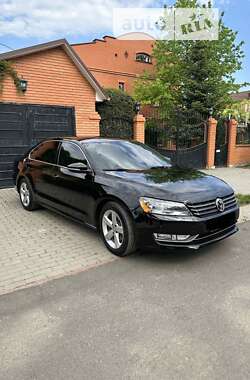 Седан Volkswagen Passat 2012 в Одессе