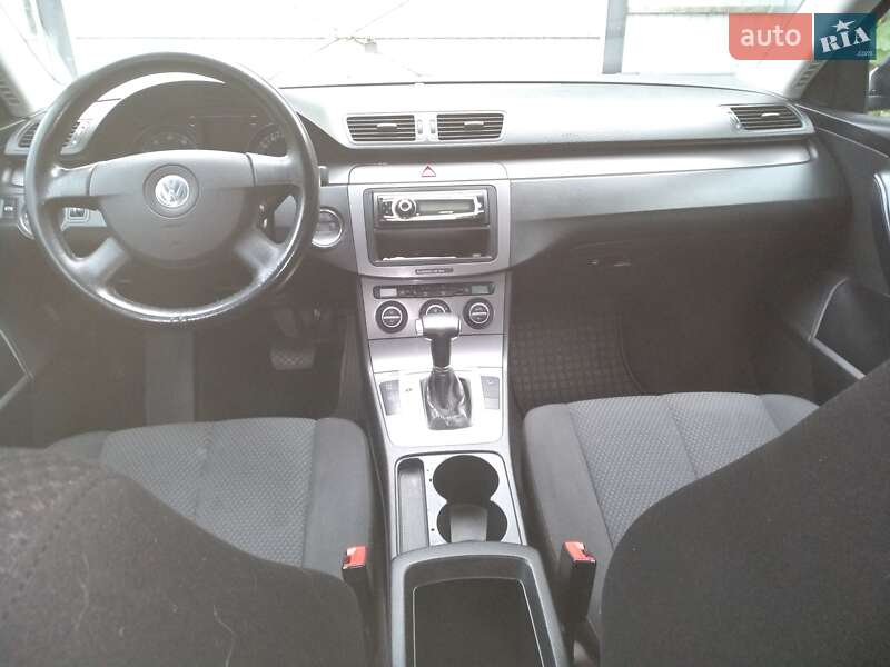 Седан Volkswagen Passat 2008 в Киеве