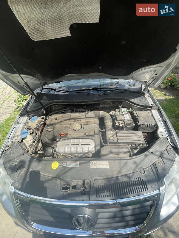 Универсал Volkswagen Passat 2009 в Полтаве