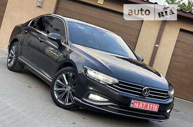 Седан Volkswagen Passat 2020 в 