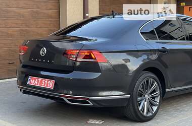 Седан Volkswagen Passat 2020 в 