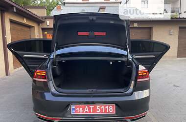 Седан Volkswagen Passat 2020 в 