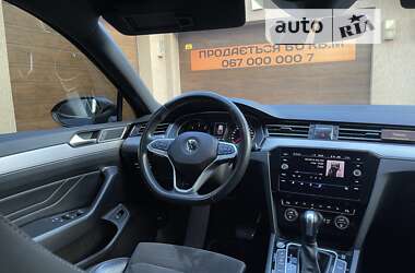 Седан Volkswagen Passat 2020 в 