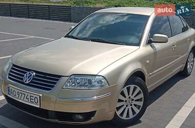 Седан Volkswagen Passat 2001 в Мукачевому